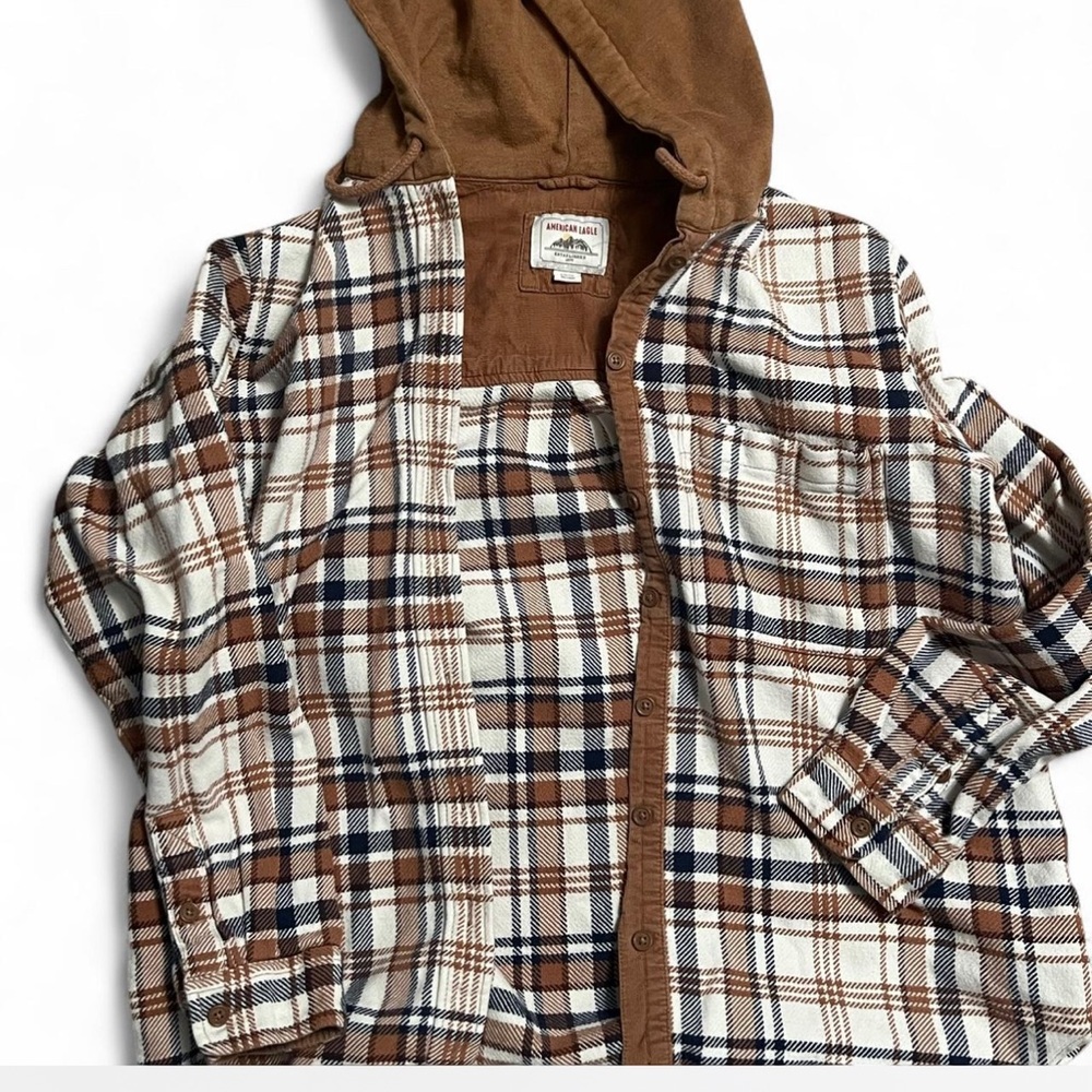 American Eagle Outfitters Brown Plaid Button Down Shirt